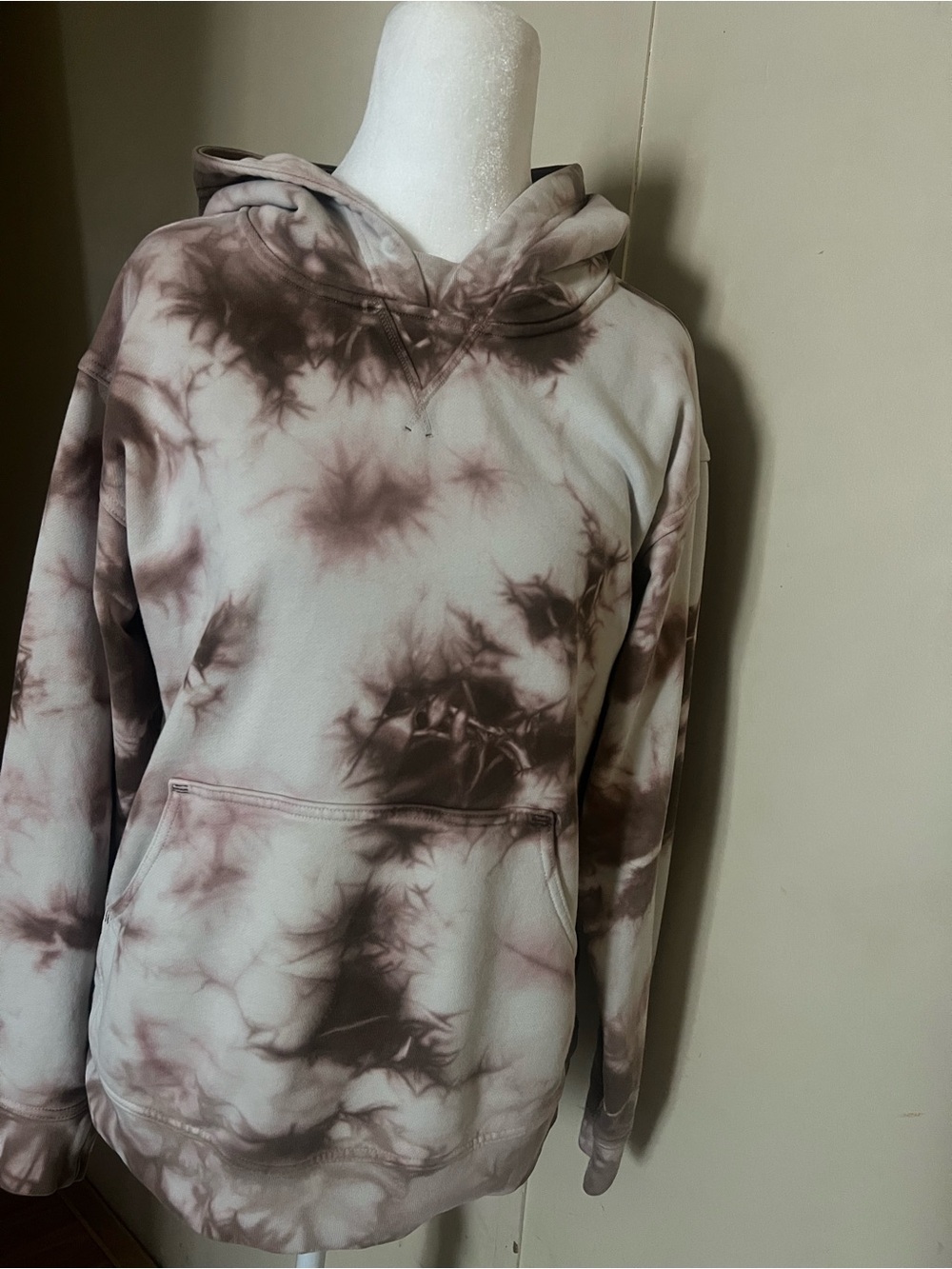 lululemon athletica Tie-Dye Crewneck Hoodie - Mauve & White